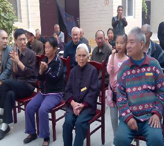 馨雨幼兒園與老人共慶重陽(yáng)節(jié)